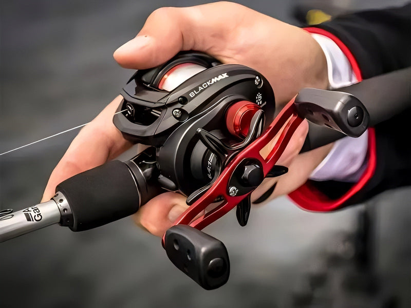 Carretilha de Pesca Abu Garcia Black Max3 Drag 8kg Com 4 Rolamentos de Aço Inoxidável + Óculos De Sol Polarizado Grátis